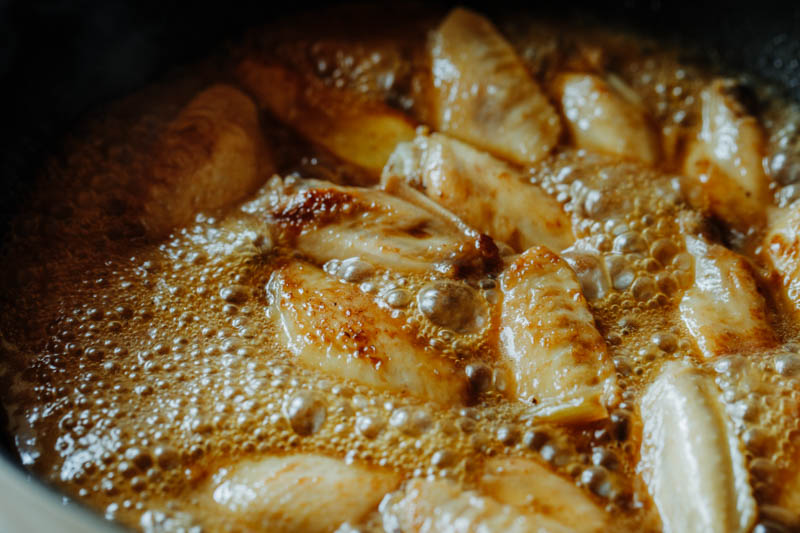 braised chicken wings|chinasichuanfood.com