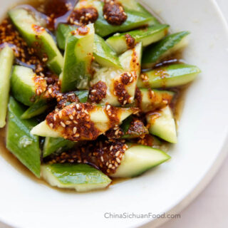 smashed cucumber salad|chinasichuanfood.com