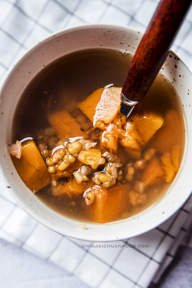 Chinese green bean soup|chinasichuanfood.com