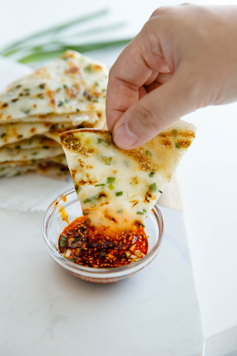 easy scallion pancake|chinasichuanfood.com