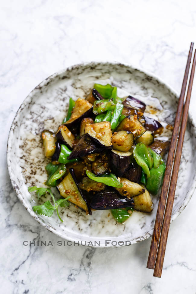 Eggplant with garlic sauce| chinasichuanfood.com