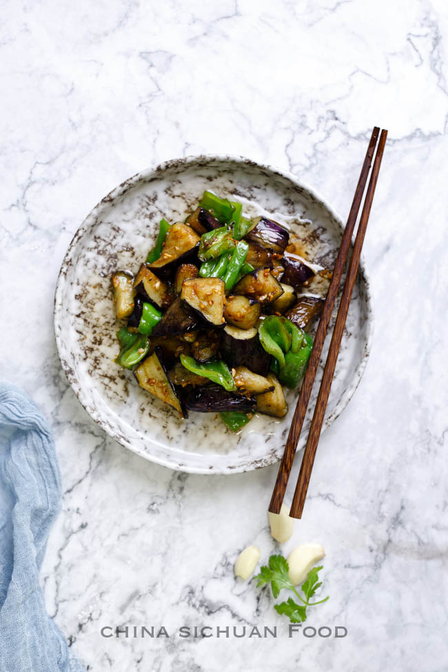 Eggplant with garlic sauce| chinasichuanfood.com