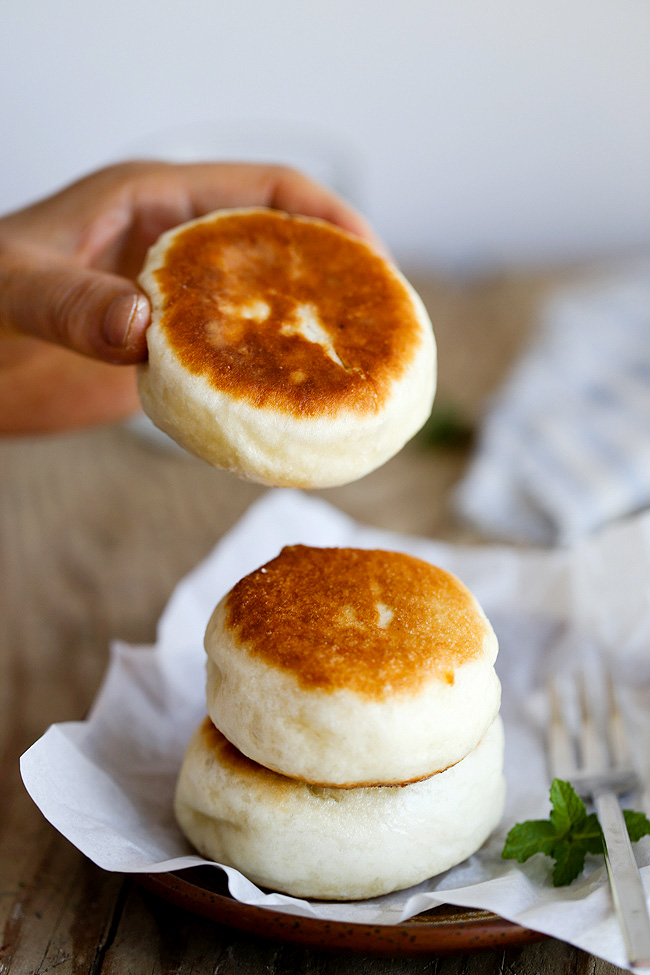 pan-fried Chinese buns