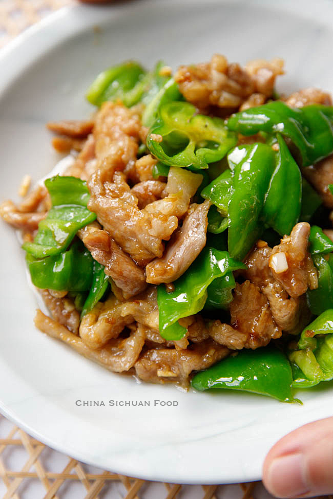 pork and pepper stir fry|chinasichuanfood.com