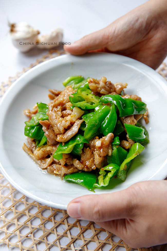 pork and pepper stir fry|chinasichuanfood.com