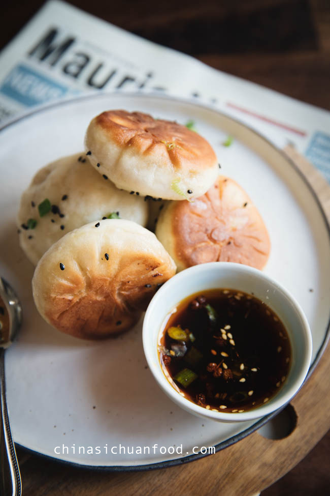 Shengjian- Chinese Pan-fried pork buns|chinasichuanfood.com