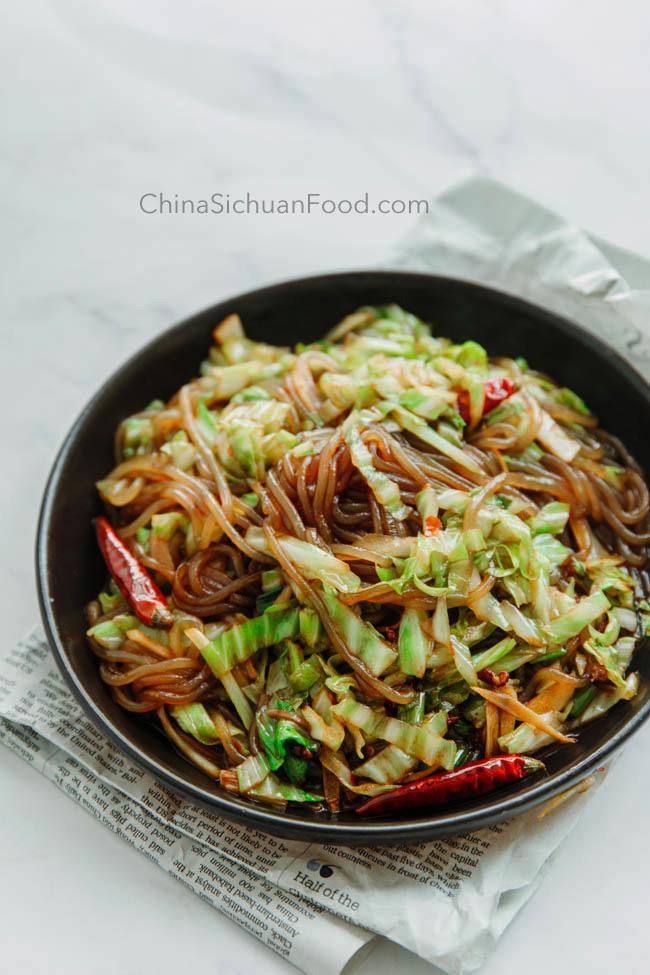 Starch Noodles Stir Fry with Shredded Cabbage