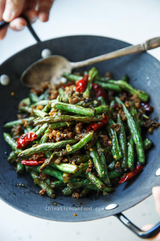 Sichuan dry fried green beans|chinasichuanfood.com