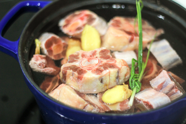 Lanzhou beef noodle soup