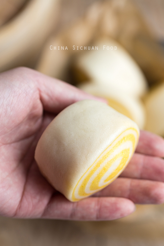 Steamed Pumpkin Buns| chinasichuanfood.comSteamed Pumpkin Buns| chinasichuanfood.com