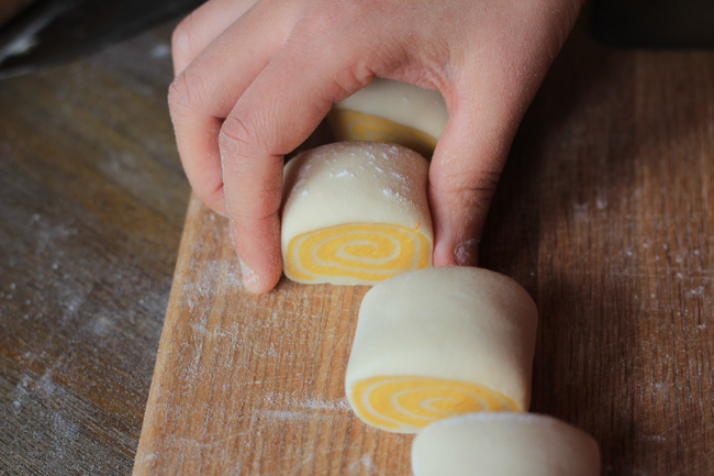 Steamed Pumpkin Buns| chinasichuanfood.com