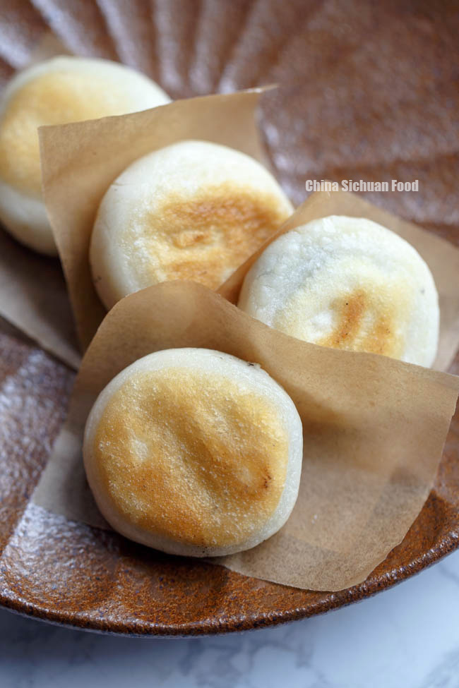 sticky rice cake with black sesame filling|chinasichuanfood.com