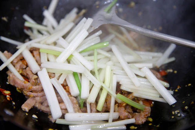 Szechuan beef stir fry|chinasichuanfood.com