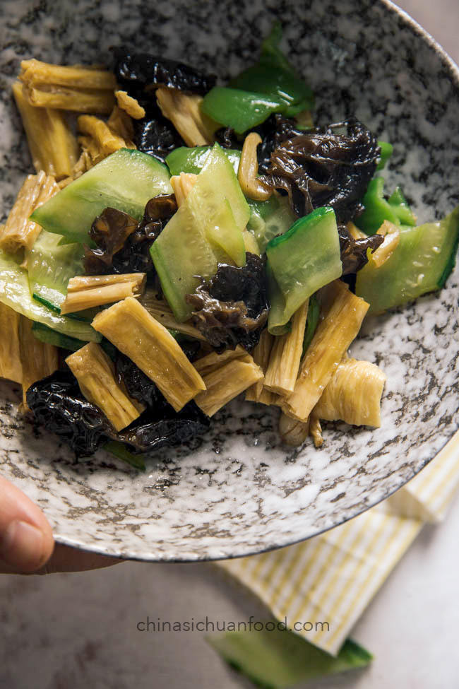 Tofu skin stir fry|chinasichuanfood.com