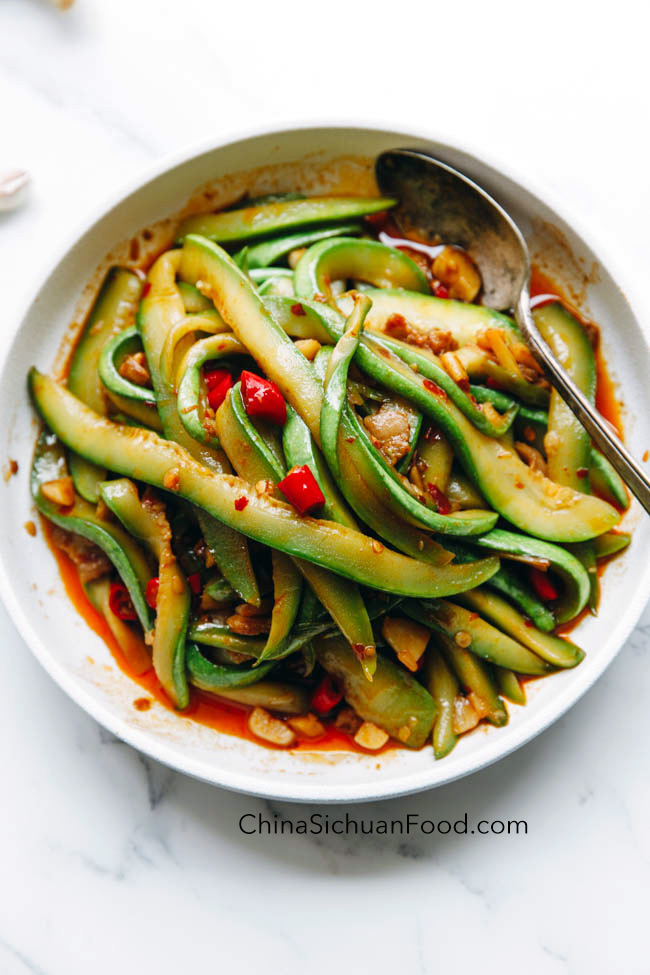 zucchini stir fry|chinasichuanfood.com