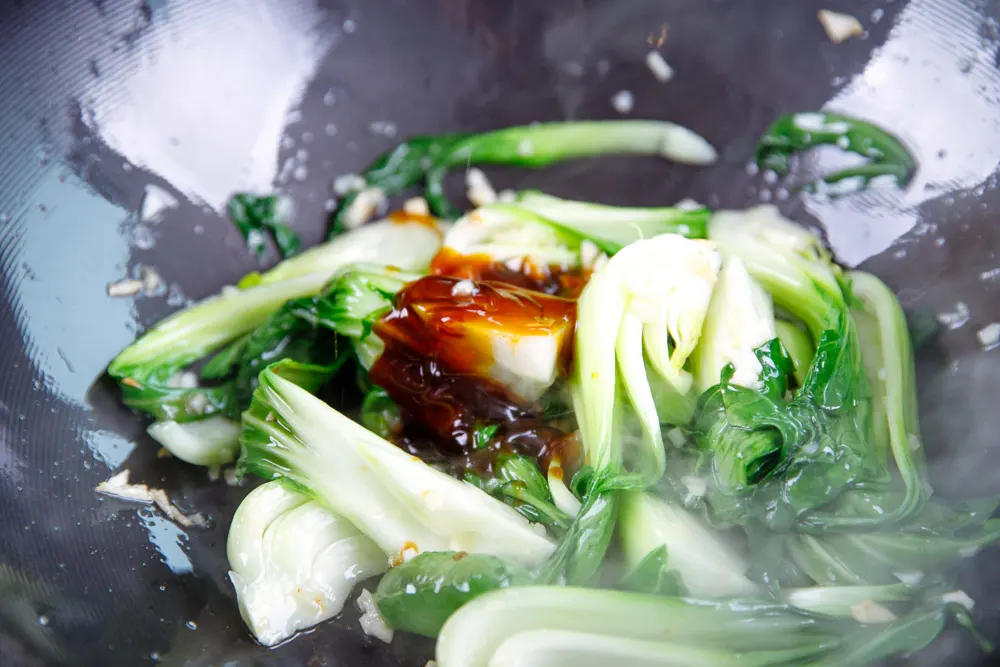 bok choy stir fry|chinasichuanfood.com