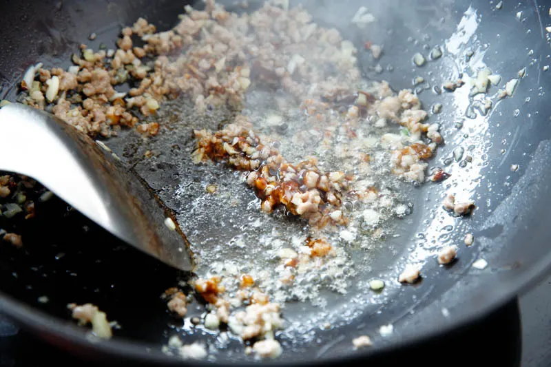 braised tofu with minced pork|chinasichuanfood.com