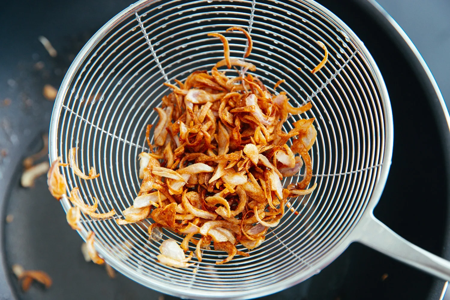 deep-fried shallots|chinasichuanfood.com