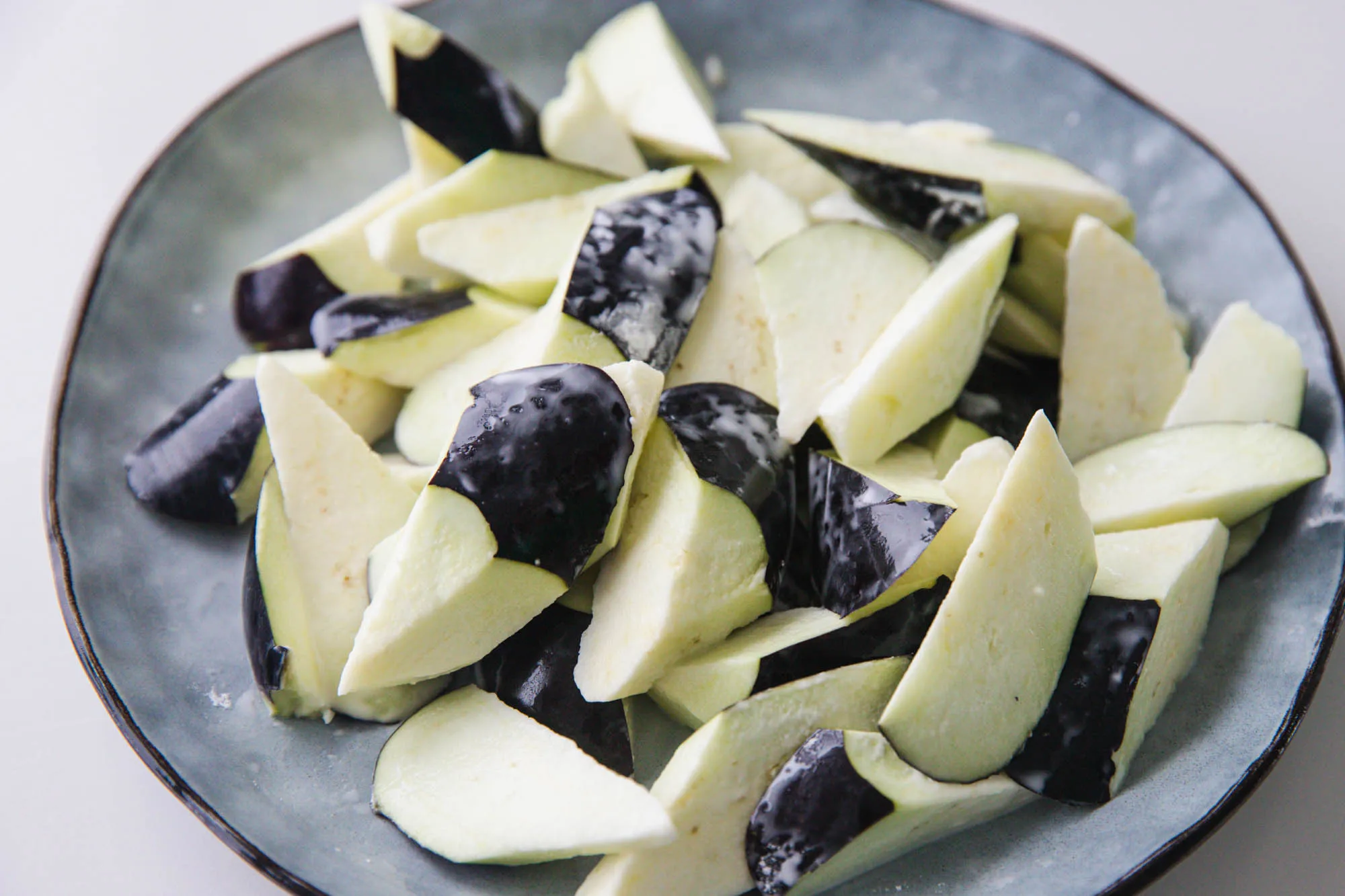 Chinese braised eggplants|chinasichuanfood.com