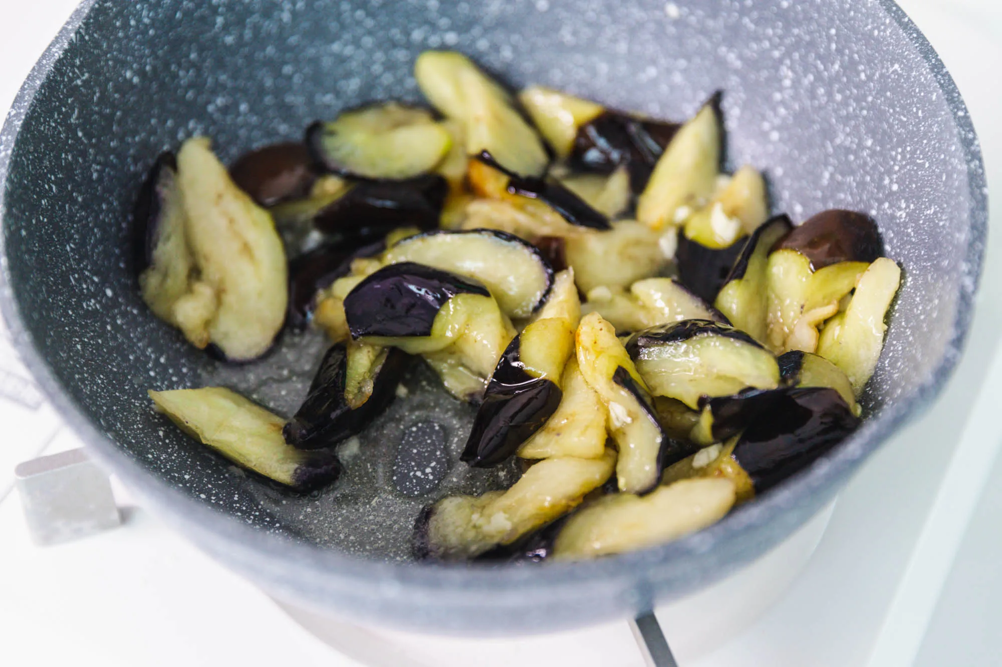 Chinese braised eggplants|chinasichuanfood.com