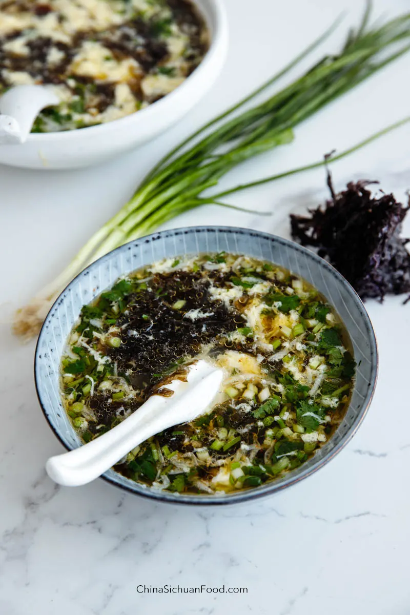 Chinese seaweed soup with egg drops|chinasichuanfood.com