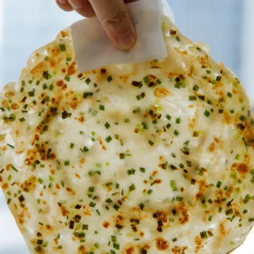 easy scallion pancake|chinasichuanfood.com