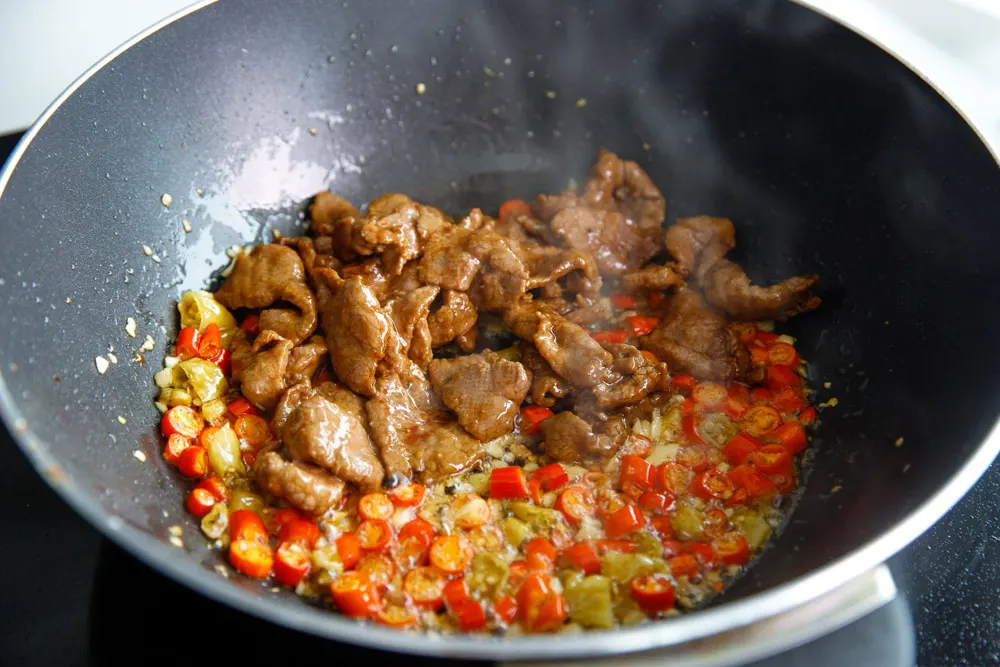 hunan beef stir fry|chinasichuanfood.com