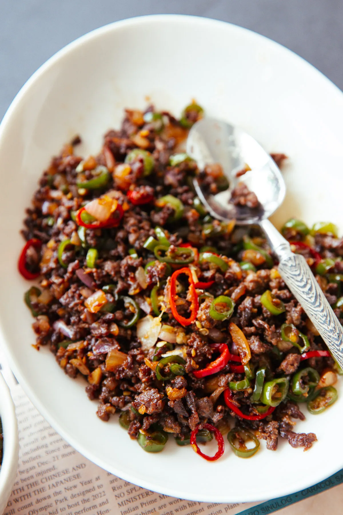 spicy minced beef stir fry | chinasichuanfood.com