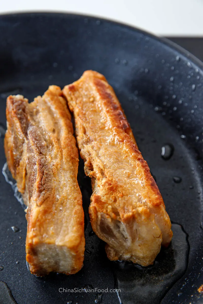 pan-fried crispy pork belly|chinasichuanfood.com