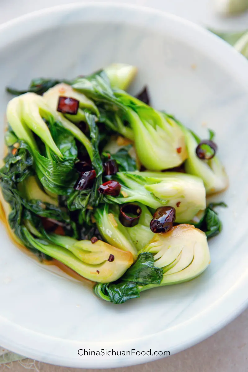 Bok Choy Stir fry with Chili Pepper and Garlic 