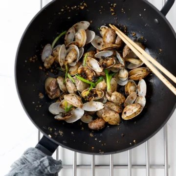 clam with fermented black beans|chinasichuanfood.com