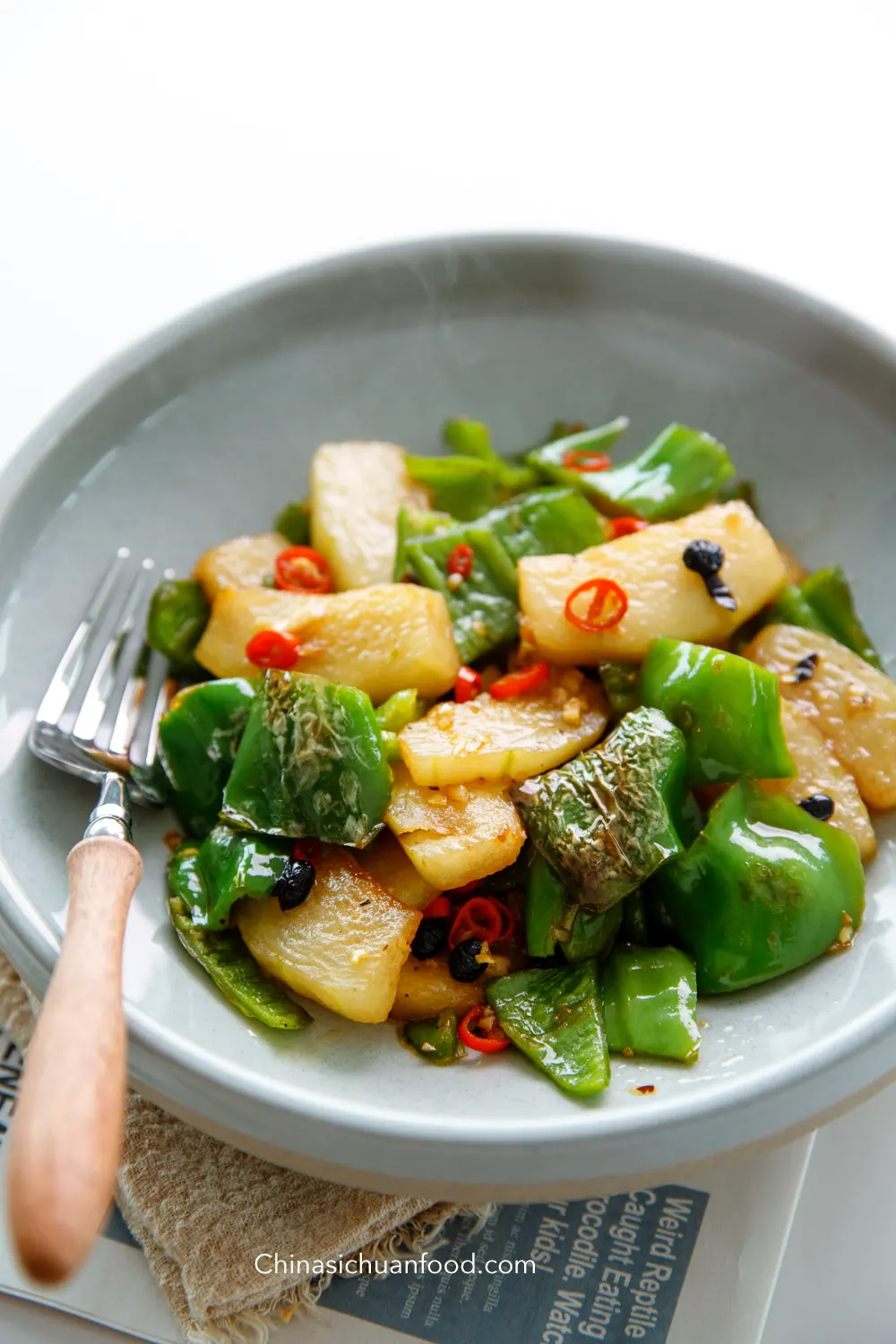 winter melon stir fry|chinasichuanfood.com