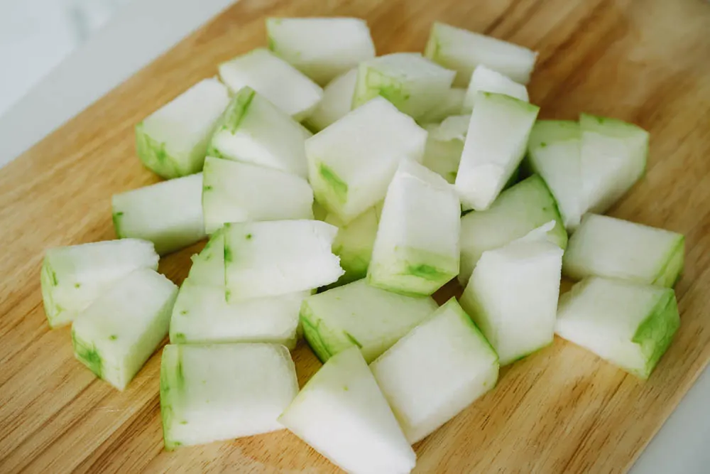 braised winter melon with minced pork|chinasichuanfood.com